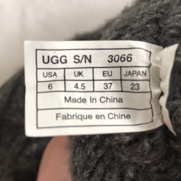 UGG Knitted Boots - Picture 5 of 5